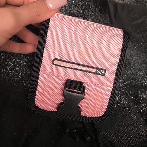 COPY - Gameboy case - Picture 2 of 4